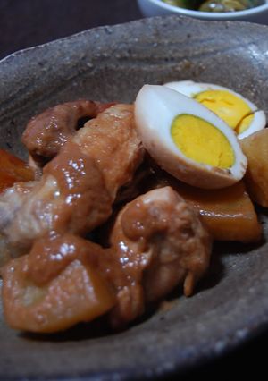 骨付き鶏肉とヤーコンのピーナツ煮込み-レシピのメイン写真