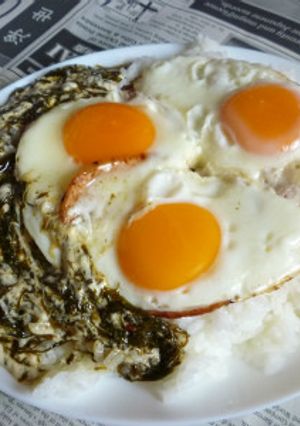 トリプル･ハムエッグ＋あかもくのカフェ丼-レシピのメイン写真