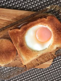目玉焼きトースト-レシピのメイン写真