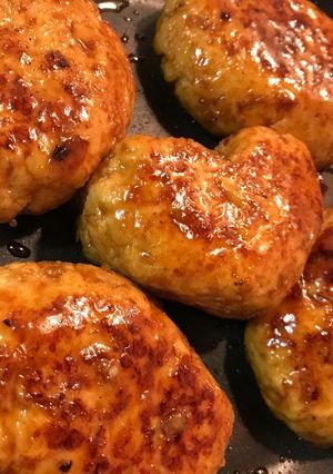 鶏ひき肉でヘルシー♥豆腐ハンバーグ-レシピのメイン写真
