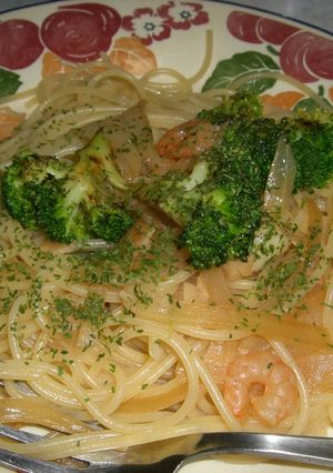 ﾌﾞﾛｯｺﾘｰとｼｰﾌｰﾄﾞの和風パスタ-レシピのメイン写真