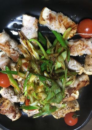 安くて簡単肉巻きネギソース添え-レシピのメイン写真
