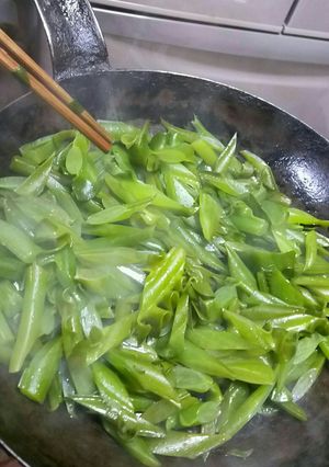 茎わかめの醤油炒め-レシピのメイン写真