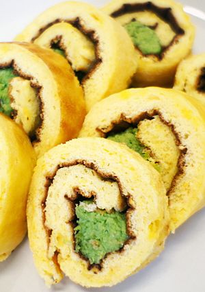 青肌大豆のまめずり米粉ロールケーキ-レシピのメイン写真