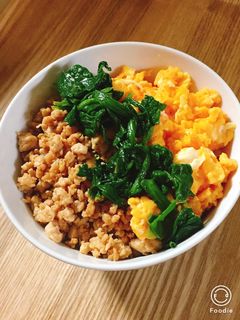 鶏そぼろご飯-レシピのメイン写真
