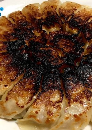 エノキとモヤシで絶品！節約餃子(^^)-レシピのメイン写真