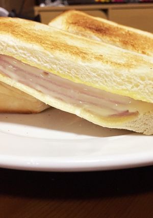 簡単！ハムとチーズのサンドイッチ！-レシピのメイン写真