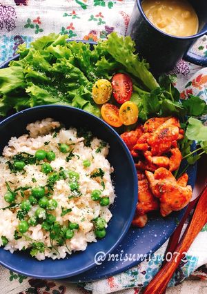 簡単！鶏肉とグリンピースのチーズリゾット-レシピのメイン写真