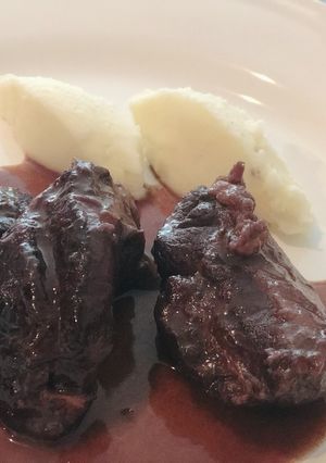 スペイン家庭料理☆ほほ肉の赤ワイン煮-レシピのメイン写真