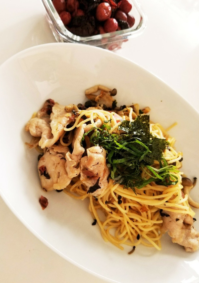 豚肉としめじの梅和風パスタ-レシピのメイン写真