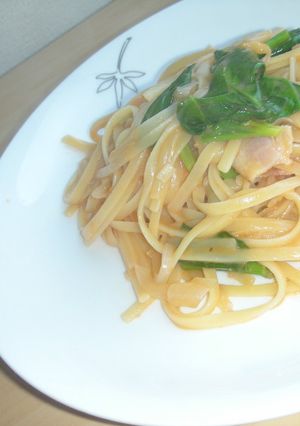 ベーコンとほうれん草クリームトマトパスタ-レシピのメイン写真