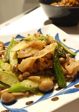 豚肉とアスパラのラー油ニンニク炒め-レシピのメイン写真