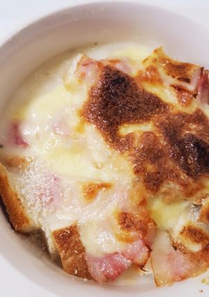 パンの耳のグラタン！簡単ホワイトソース付-レシピのメイン写真