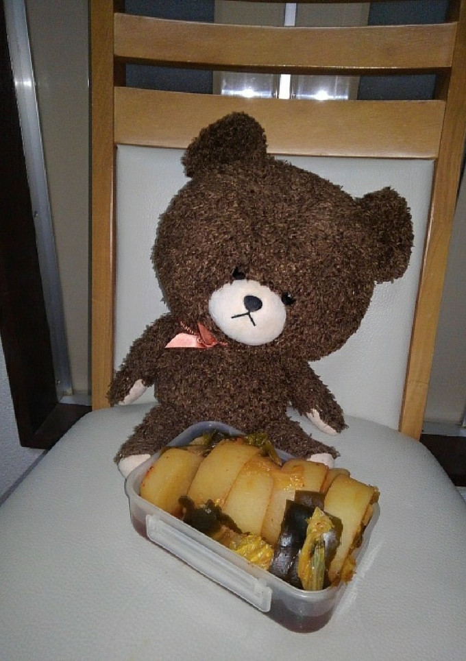 キムチと昆布の出汁で煮た大根！！！-レシピのメイン写真
