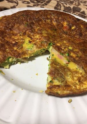 ブロッコリーとミニトマトのオムレツ！-レシピのメイン写真