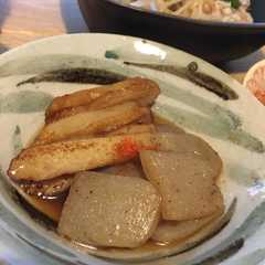 รูปของ こんにゃくとさつま揚げの炊いたん☆