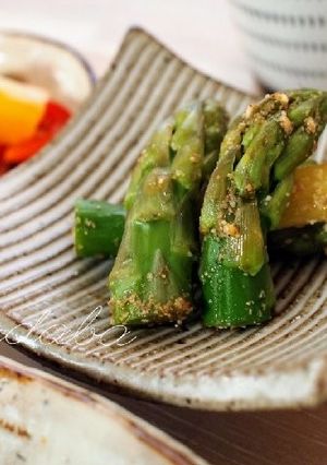 お箸がとまらない♪アスパラの胡麻和え-レシピのメイン写真