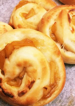 りんごとチーズの【うずまきロールパン】-レシピのメイン写真