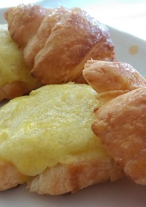 市販のクロワッサンでスイートポテト-レシピのメイン写真