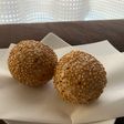 胡麻団子