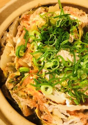 ヨーグルトでマイルド☆白菜と豚肉のチゲ鍋-レシピのメイン写真