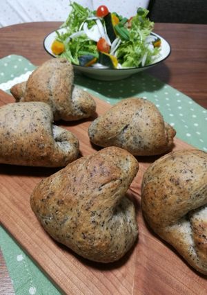 黒ゴマパン-レシピのメイン写真