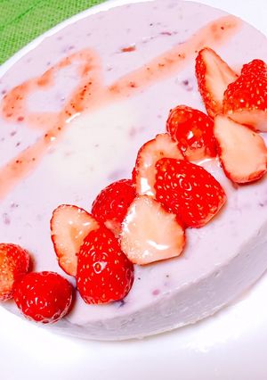 いちごとブルーベリーのヨーグルトムース-レシピのメイン写真