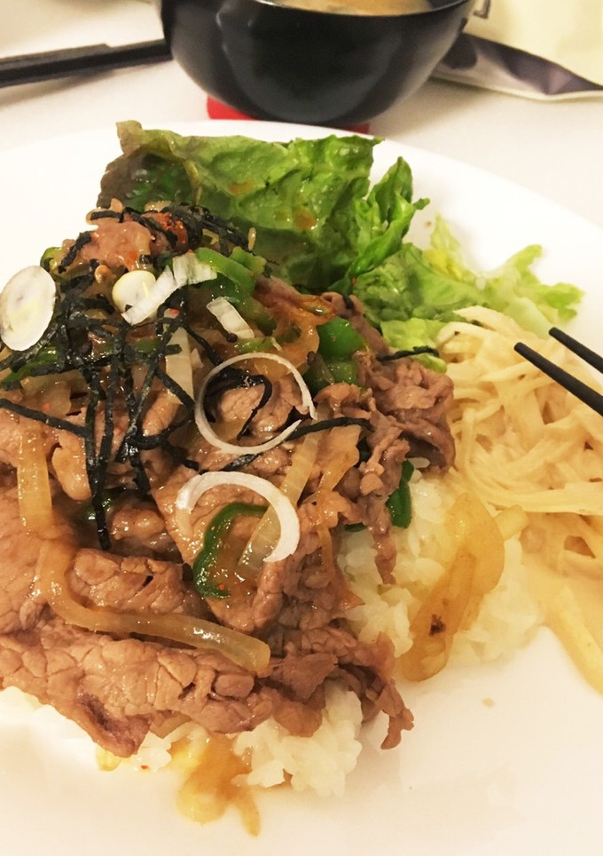 ヤバいくらい旨いカフェめし風焼肉丼-レシピのメイン写真
