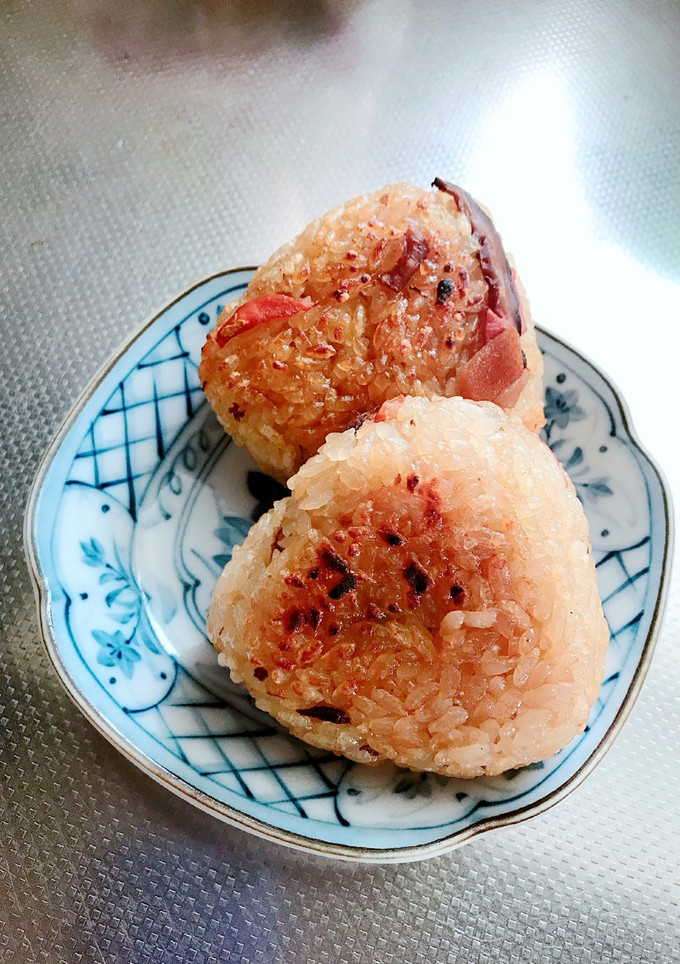 余った炊き込みご飯で♪焼きおにぎり-レシピのメイン写真