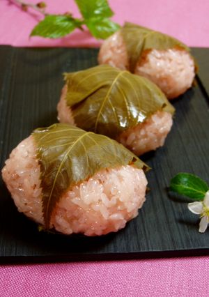 ✿桜餅風おむすび✿-レシピのメイン写真