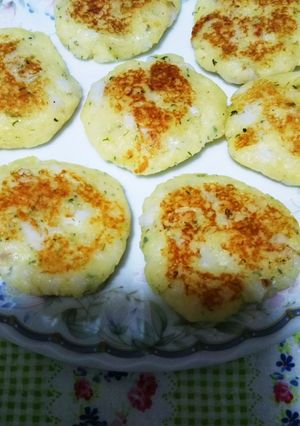 離乳食後期～完了期☆タラのポテトバーグ-レシピのメイン写真