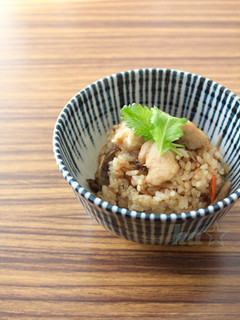 ［簡単 鶏 炊き込みご飯 具だくさん］-レシピのメイン写真