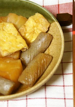 丸大根、蒟蒻、油揚げの炊いたん-レシピのメイン写真