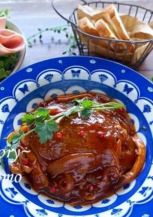 調味料４つで簡単ソース！煮込みハンバーグ-レシピのメイン写真