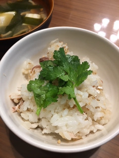 焼き鯖とパクチーの混ぜご飯-レシピのメイン写真