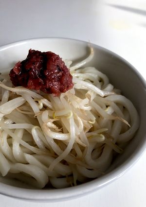 梅もやしうどん-レシピのメイン写真