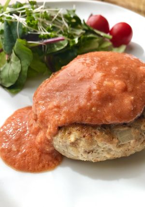 簡単！トマト＆味噌のハンバーグソース-レシピのメイン写真