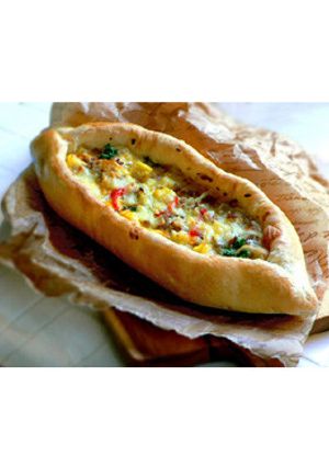 トルコのお惣菜パン ピデ-レシピのメイン写真