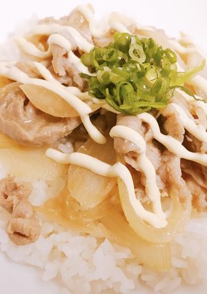 【超簡単3ステップ】豚こまのコク旨丼-レシピのメイン写真