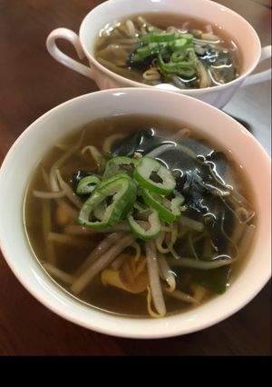 煮汁リメイク！もやしとわかめのスープ-レシピのメイン写真