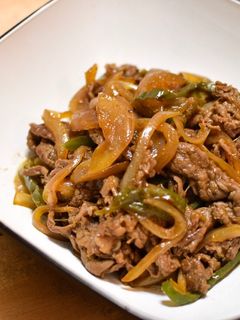 【超簡単】牛肉と玉ねぎの甘辛柚子胡椒炒め-レシピのメイン写真