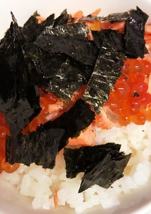 シンプルで美味しい！鮭とイクラの親子丼-レシピのメイン写真