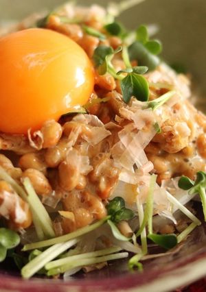 火を使わずに♪簡単新玉ねぎと納豆の和え物-レシピのメイン写真