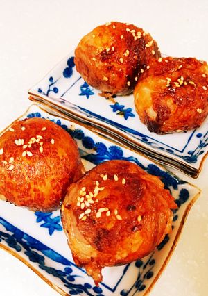 鍋のお供にも！焼肉のタレで肉巻きおにぎり-レシピのメイン写真