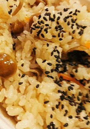 なめこの炊き込みご飯-レシピのメイン写真