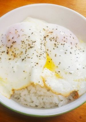 超カンタン！目玉焼き丼☆-レシピのメイン写真