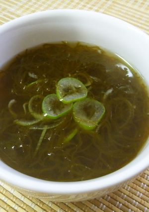 簡単あったまる!もずくスープ♪-レシピのメイン写真