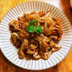 A picture of 豚のしょうが焼きトムヤムクン味.