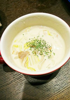 子供も喜ぶ*とろりん白菜のクリームスープ-レシピのメイン写真