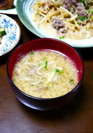 簡単！ぽかぽか☆牛もやしの生姜味噌汁-レシピのメイン写真